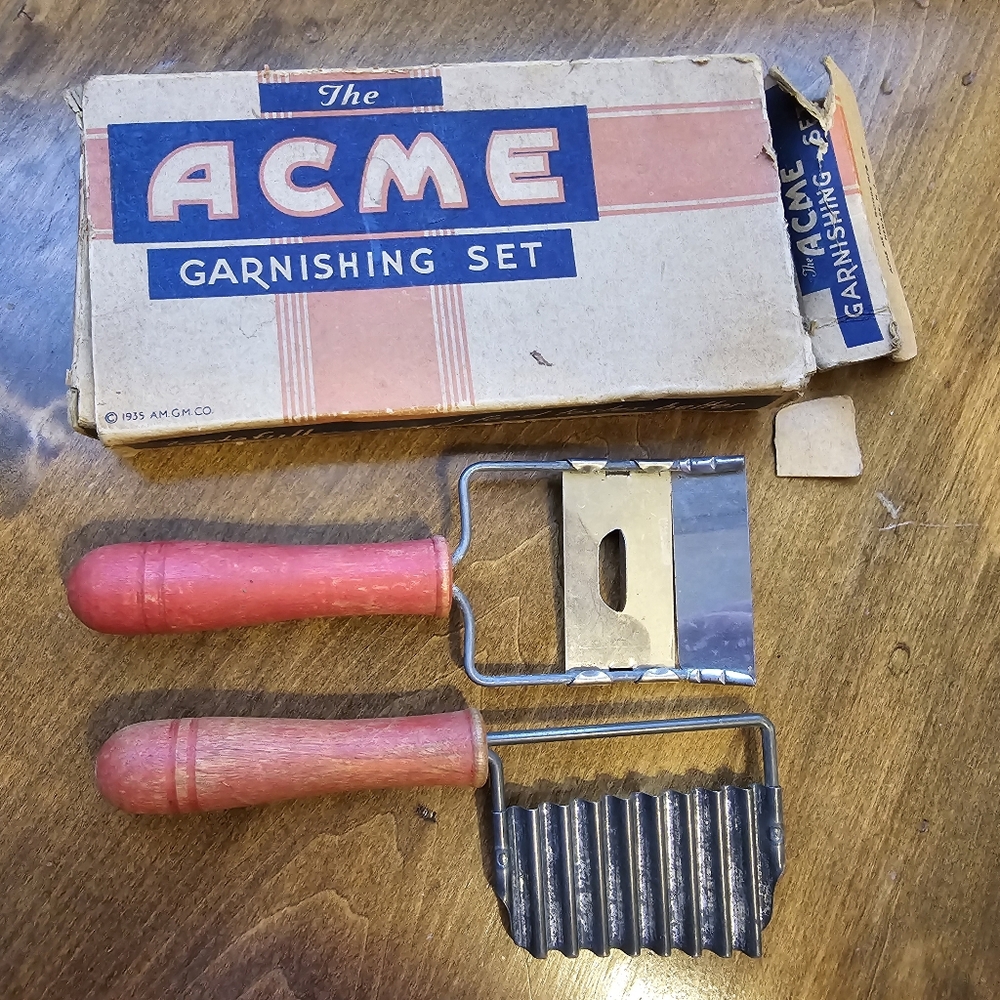 Acme Vintage Garnishing Set of 2
